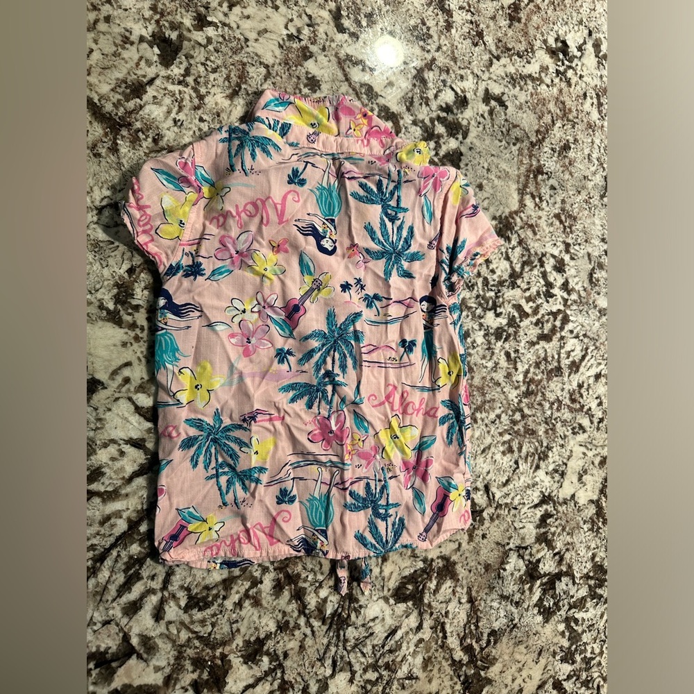 Gently use beautiful fabkids aloha Girls shirt.